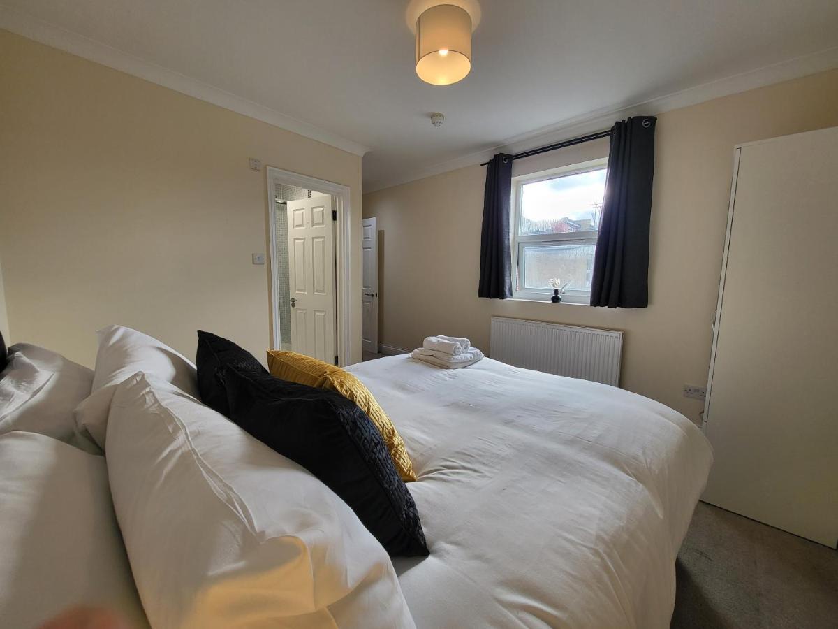 Tooting Bec Central Apartment By London Tube Exterior photo
